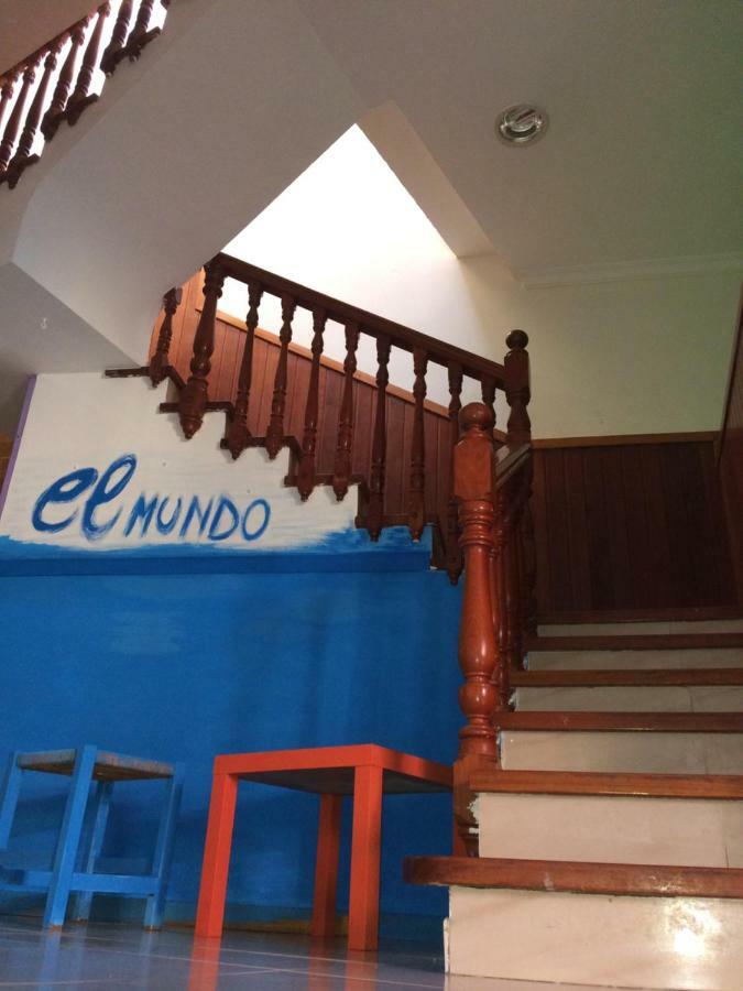 Хостел Elmundostel Лас-Пальмас-де-Гран-Канарія Екстер'єр фото